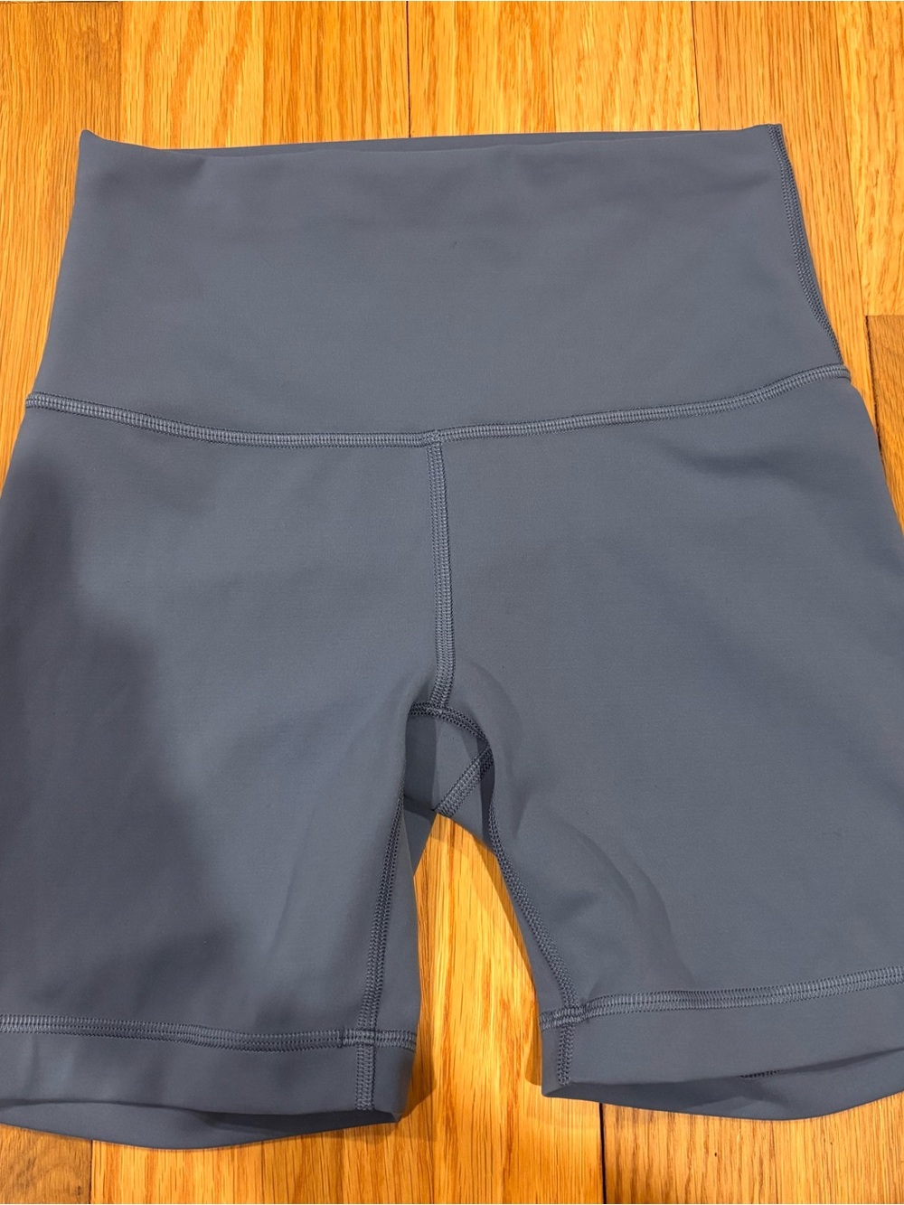 Wunder Train High-Rise Short with Pockets 6" Prep Blue size 4